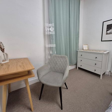 Апартаменти Stylish And Bright Flat In London N8 Turnpike Lane - Piccadilly Line Екстер'єр фото