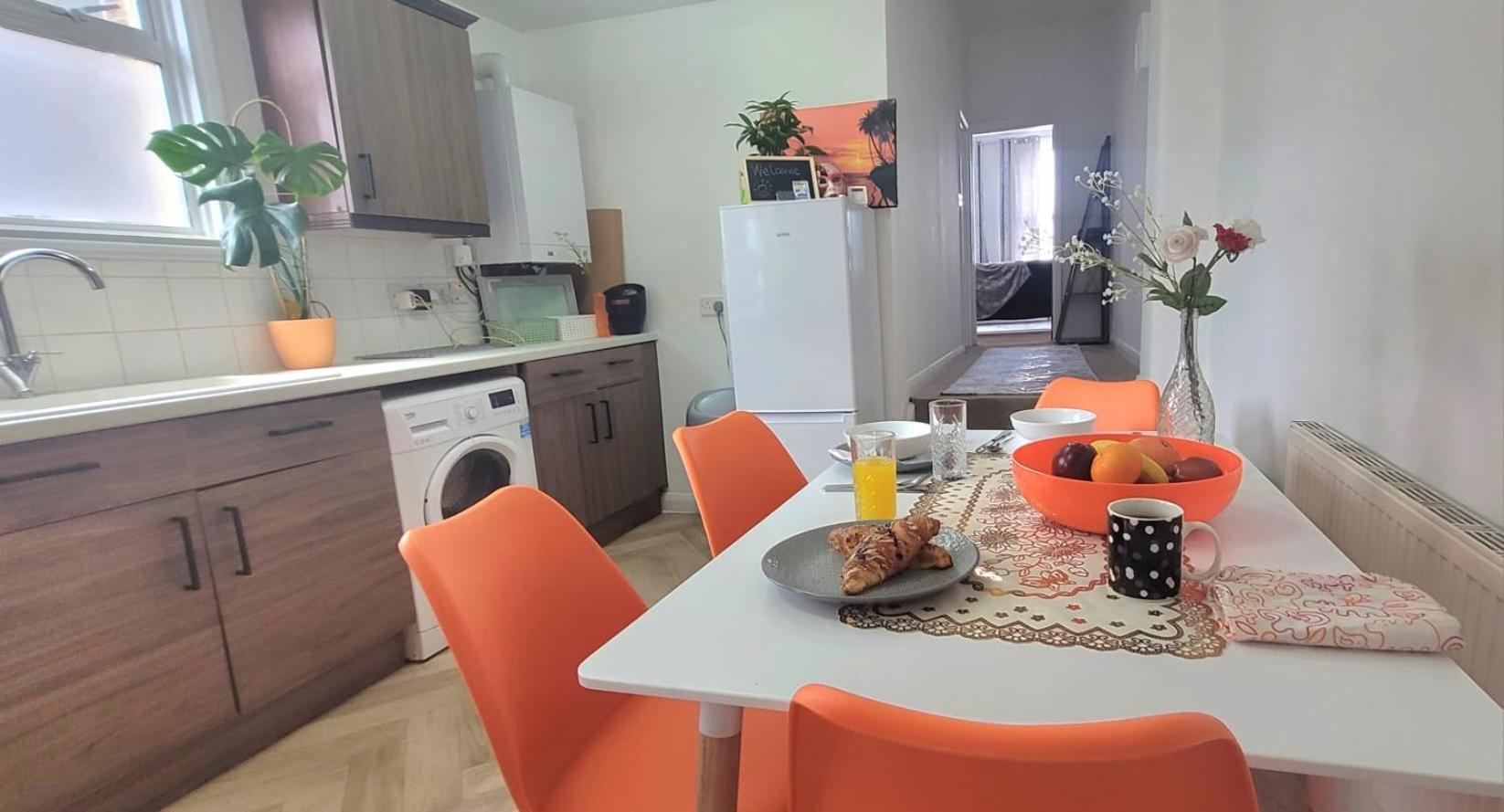 Апартаменти Stylish And Bright Flat In London N8 Turnpike Lane - Piccadilly Line Екстер'єр фото