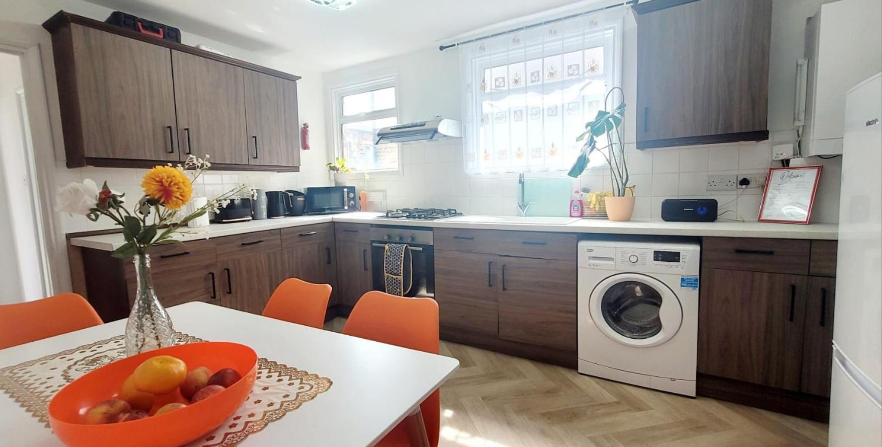 Апартаменти Stylish And Bright Flat In London N8 Turnpike Lane - Piccadilly Line Екстер'єр фото