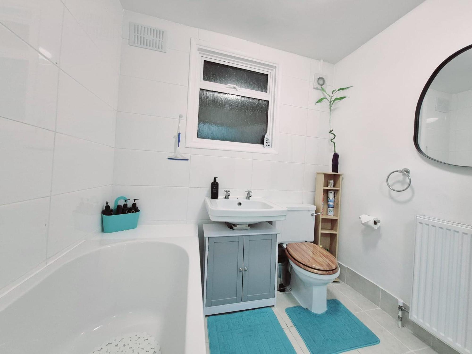 Апартаменти Stylish And Bright Flat In London N8 Turnpike Lane - Piccadilly Line Екстер'єр фото